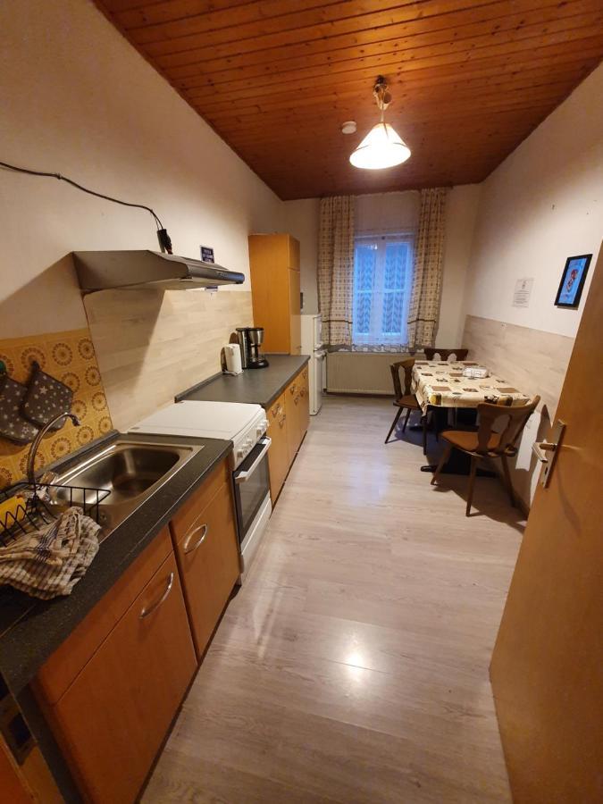 Gaestehaus Weisses Lamm - Monteurzimmer Nordhalben エクステリア 写真