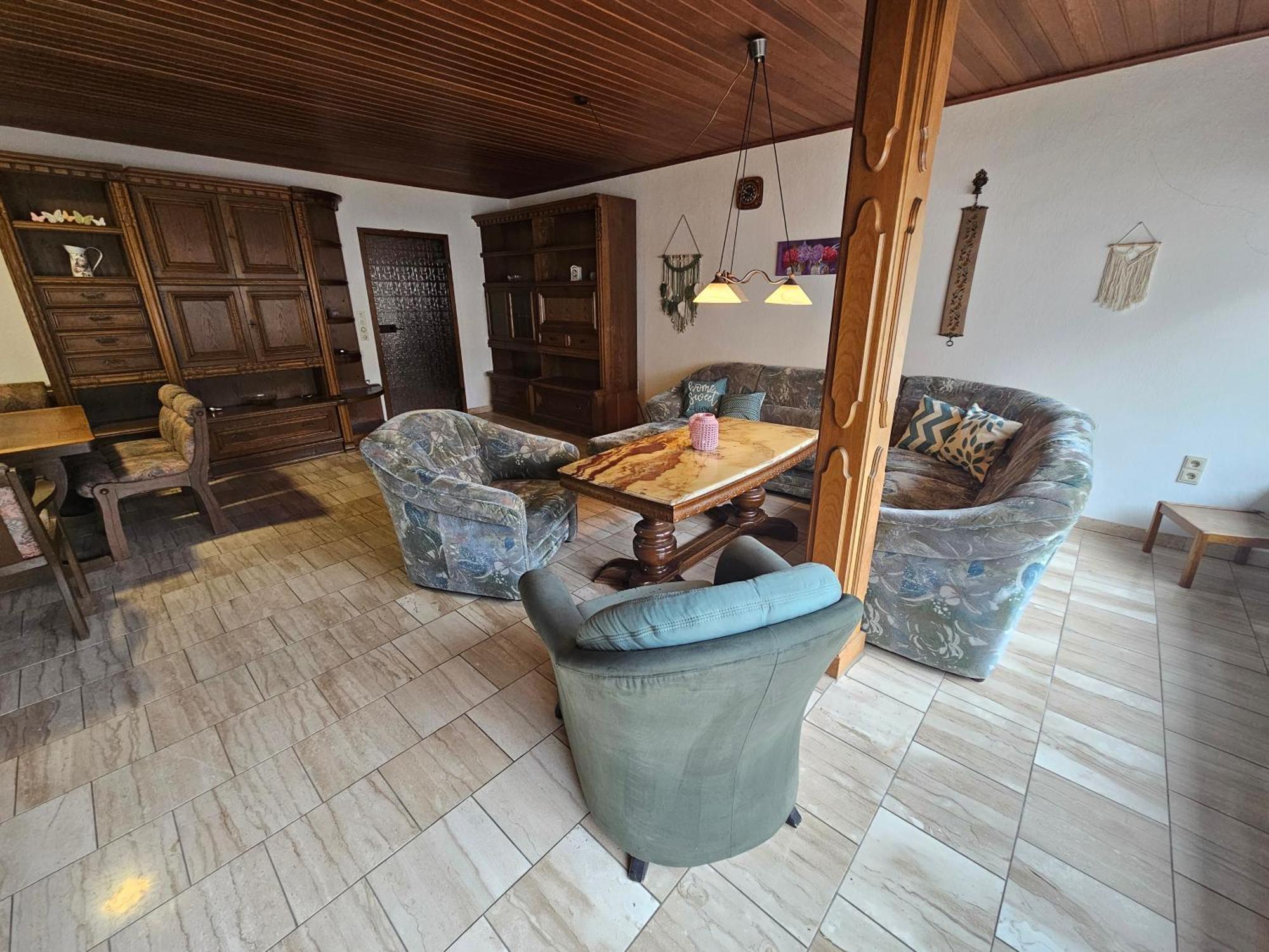 Gaestehaus Weisses Lamm - Monteurzimmer Nordhalben エクステリア 写真