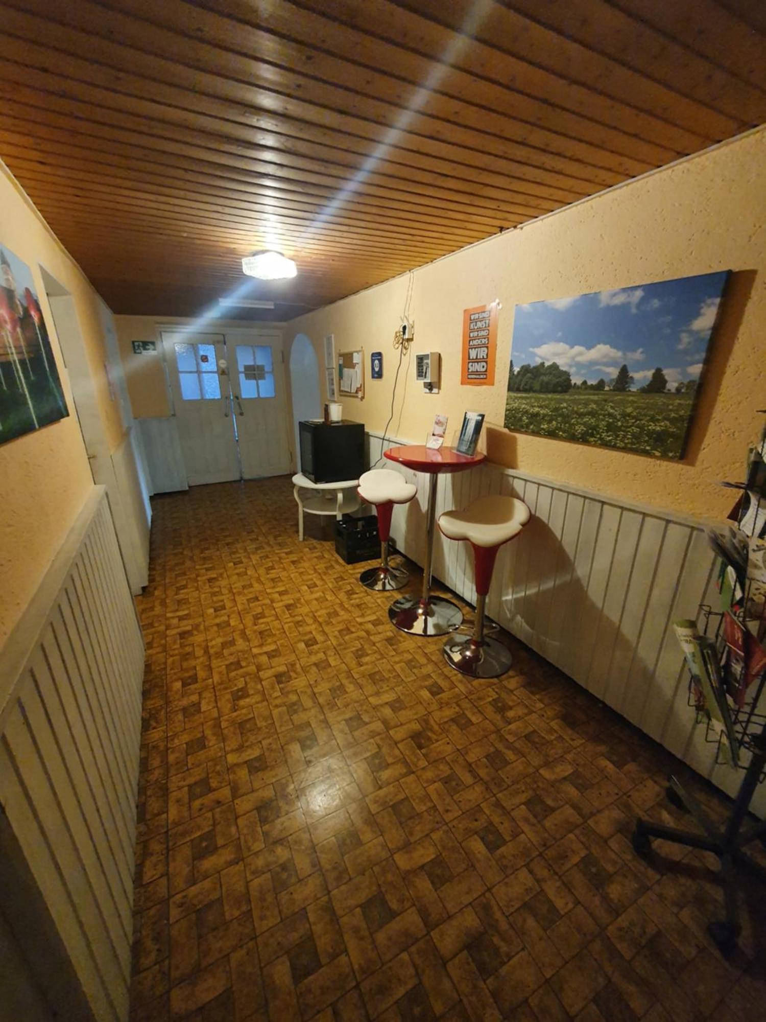 Gaestehaus Weisses Lamm - Monteurzimmer Nordhalben エクステリア 写真